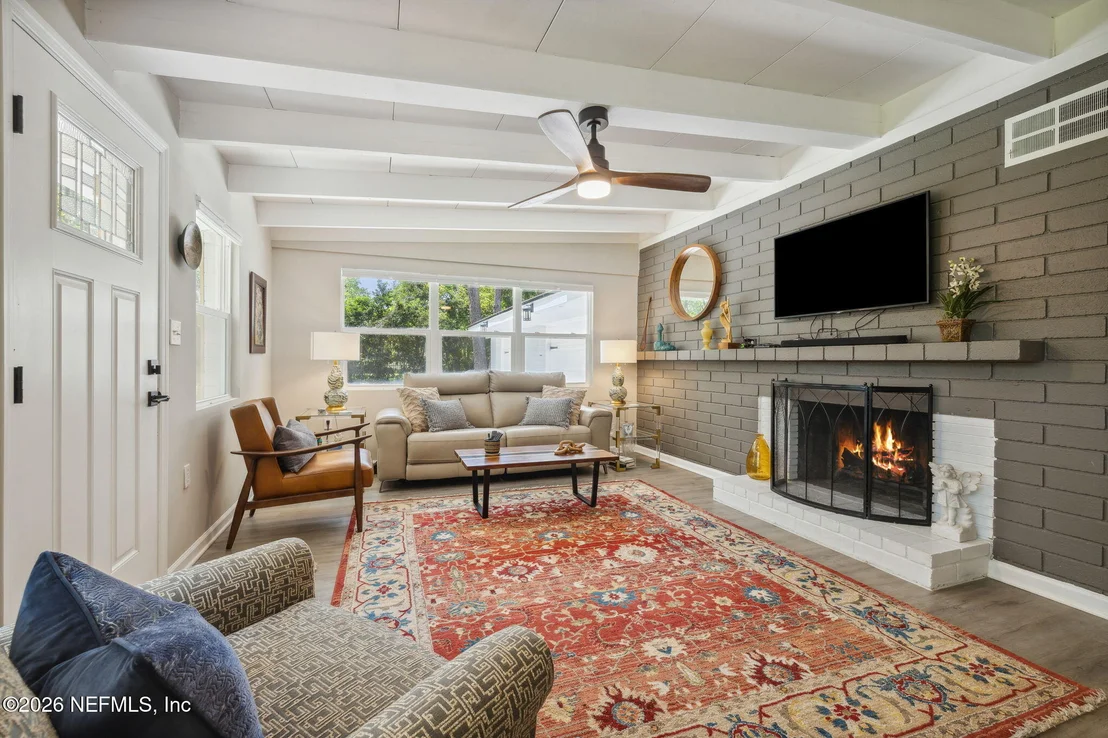 Photo of 13112 MANDARIN Road
