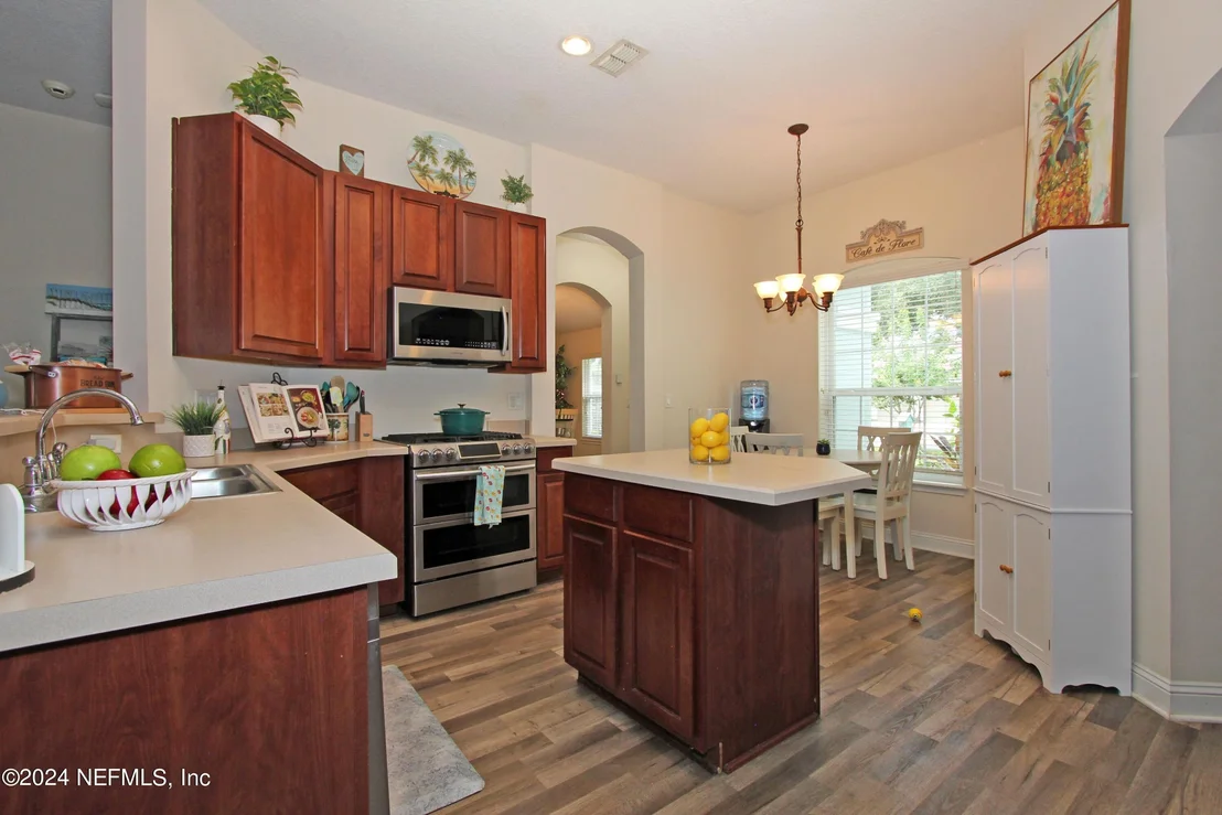 Photo of 14211 BIG SPRING Street