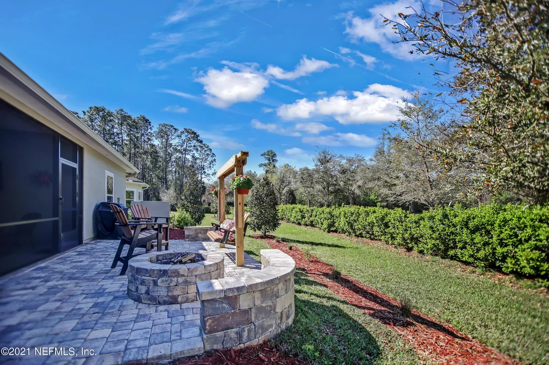 Photo of 19 GREENVIEW Lane