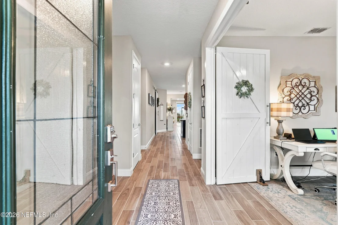 Photo of 83 BOYLSTON Court