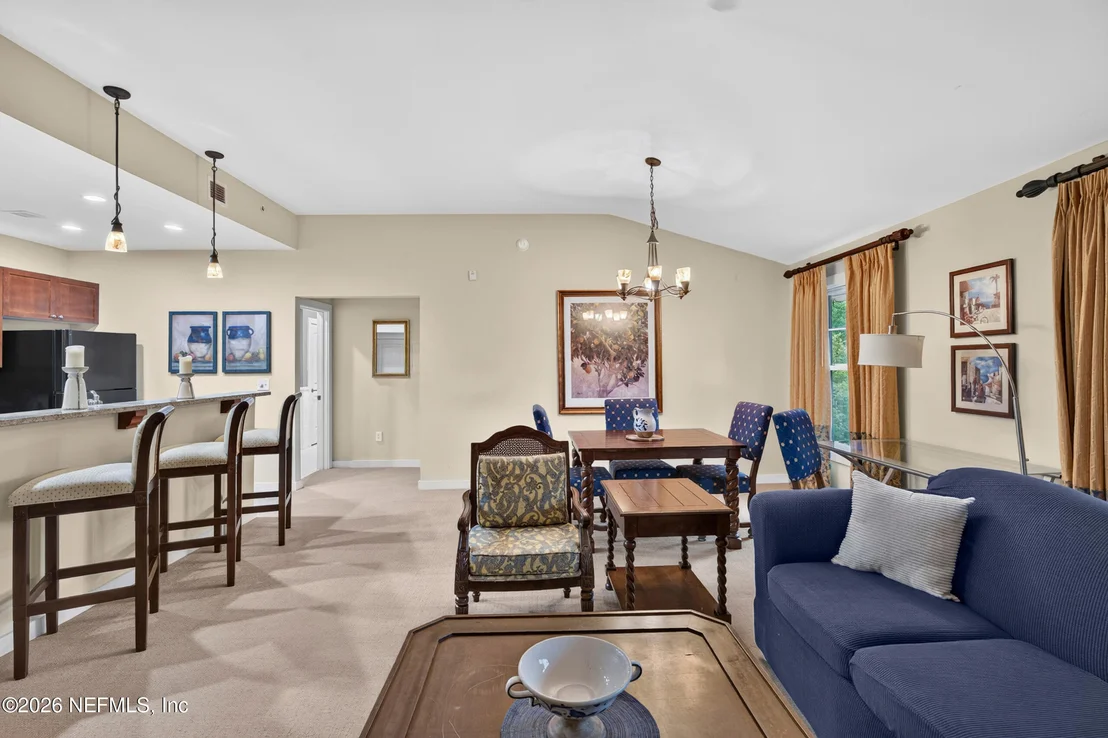 Photo of Unit 323 at 955 REGISTRY Boulevard