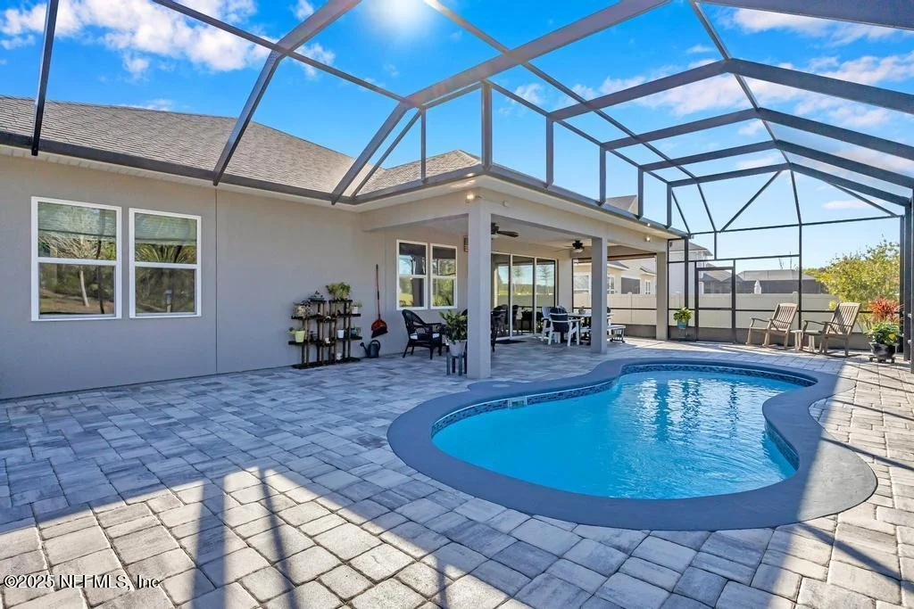 Photo of 139 EVENSHADE Way