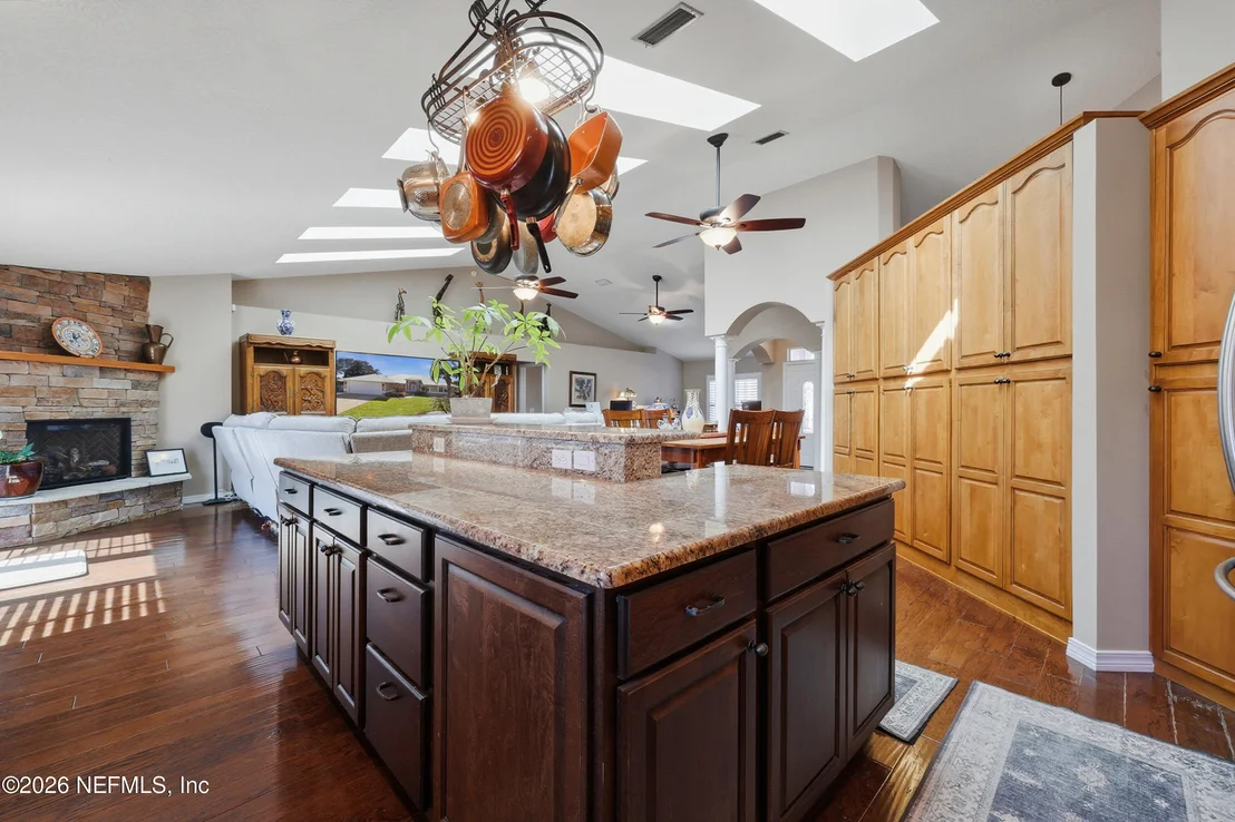 Photo of 225 PIZARRO Road