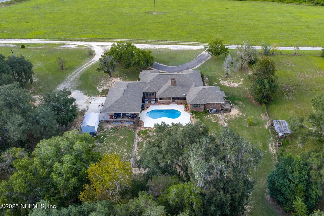 Photo of 105 DAIRY Road