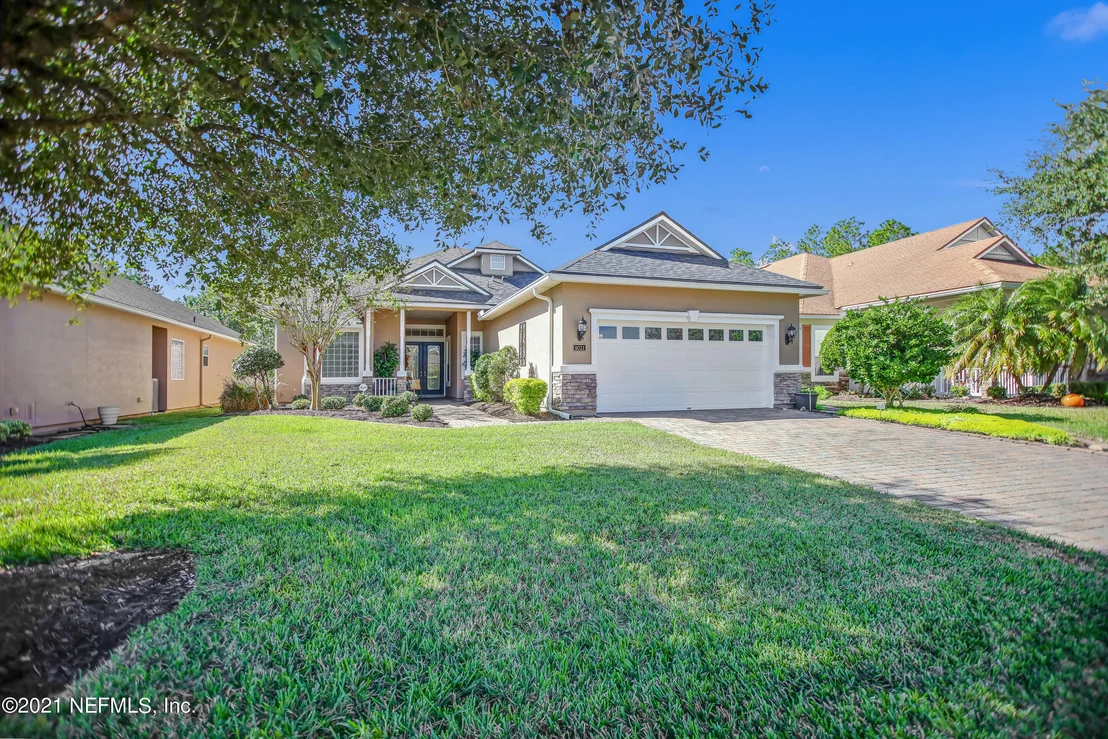 Photo of 1021 INVERNESS Drive