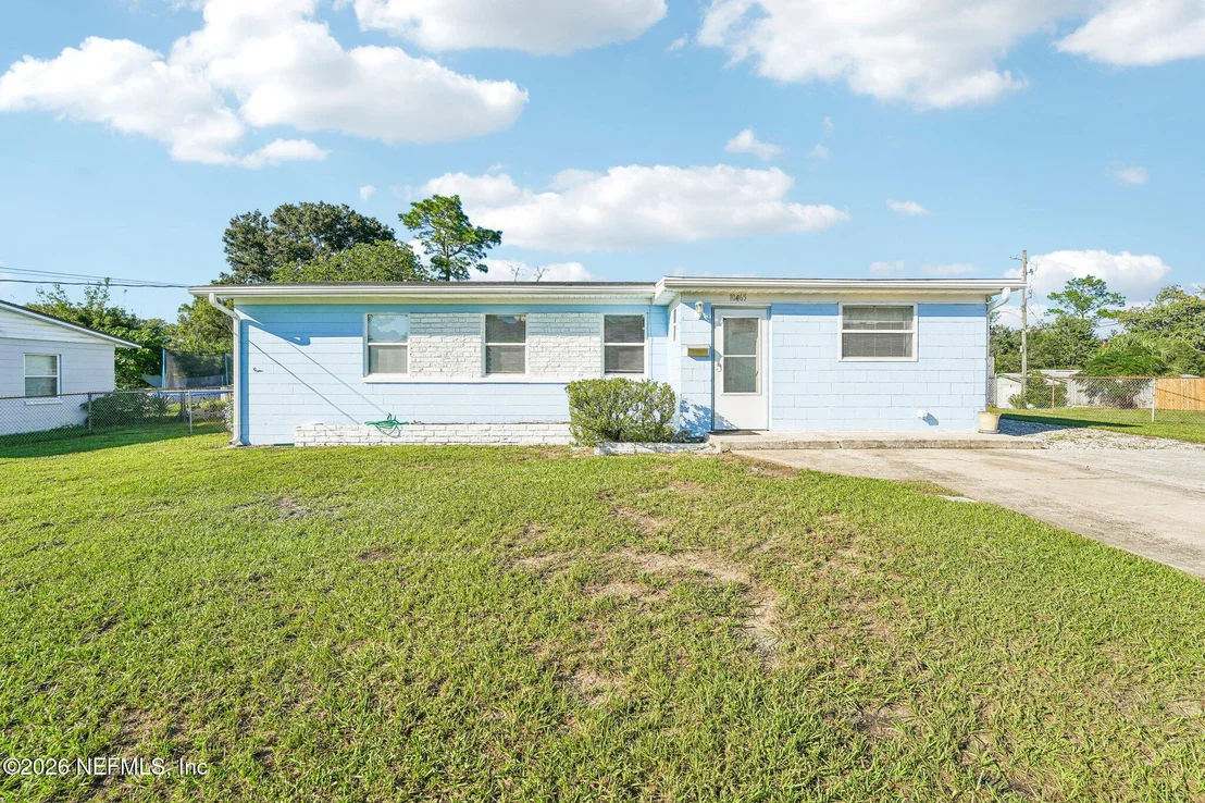 Photo of 10465 STONE Road