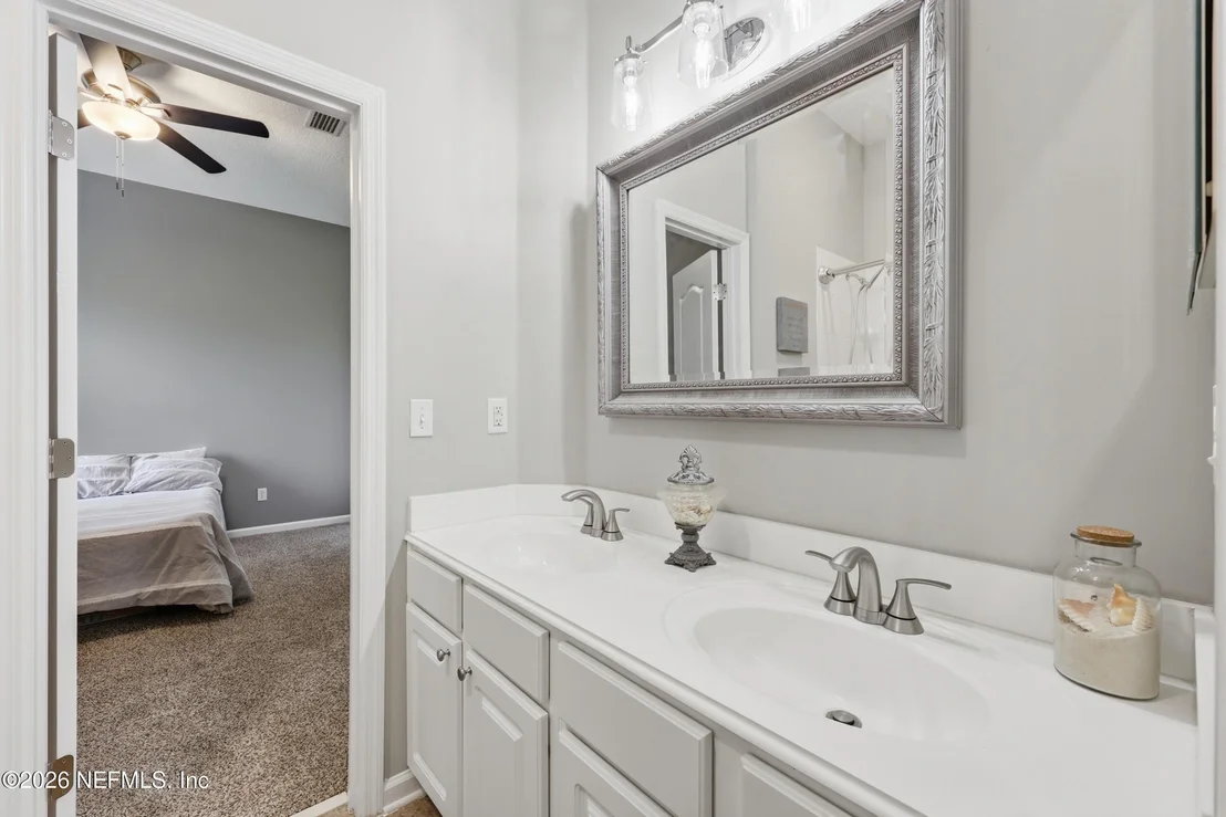 Photo of 275 FLORES Way