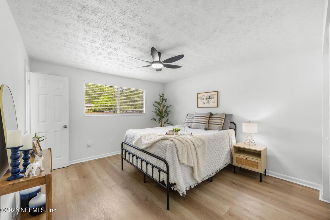 Photo of 1512 MESA Drive