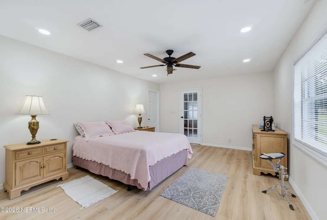 Photo of 125 HART LAKE Drive
