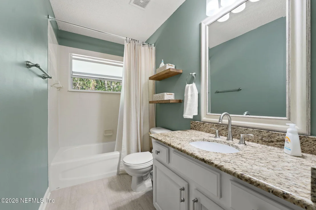 Photo of 2500 CEDAR TRACE Drive W