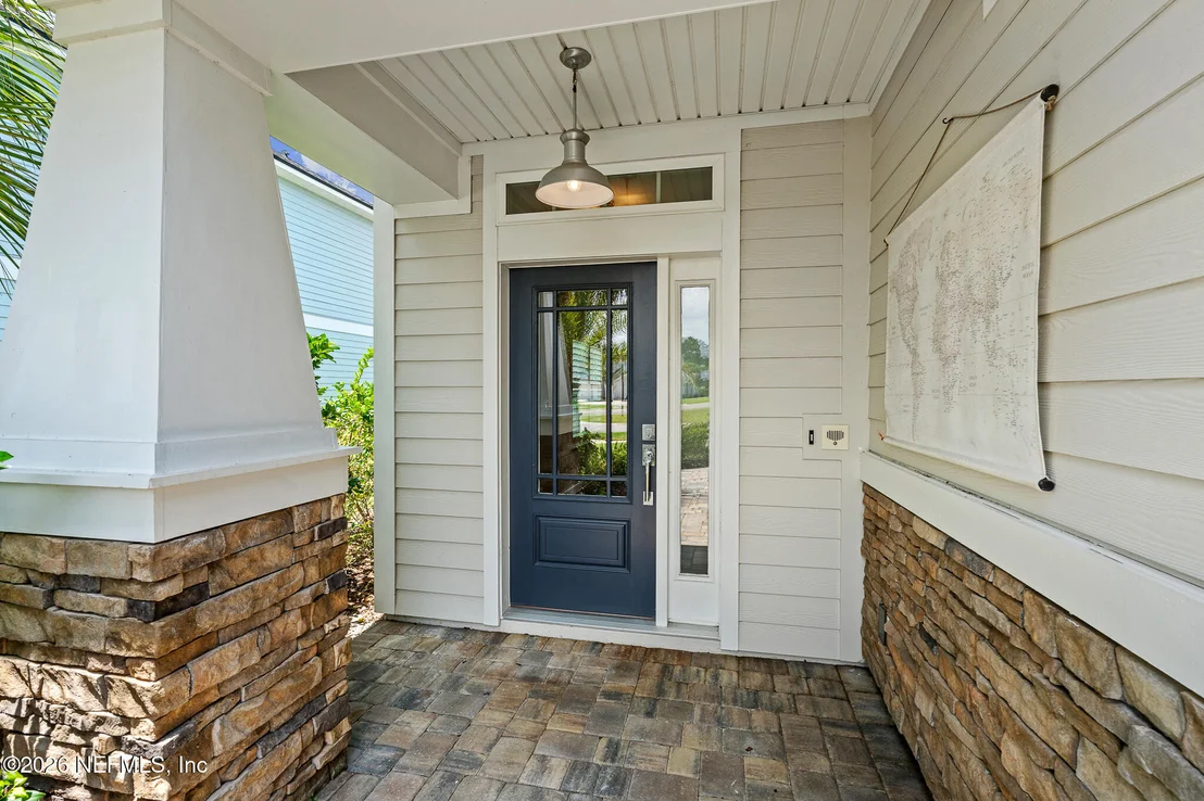 Photo of 27 SAINT BARTS Avenue