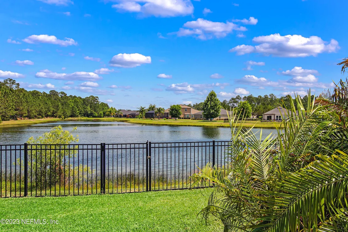 Photo of 140 CEDARSTONE Way