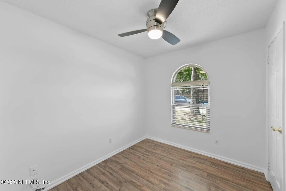 Photo of 12183 LYONS Street