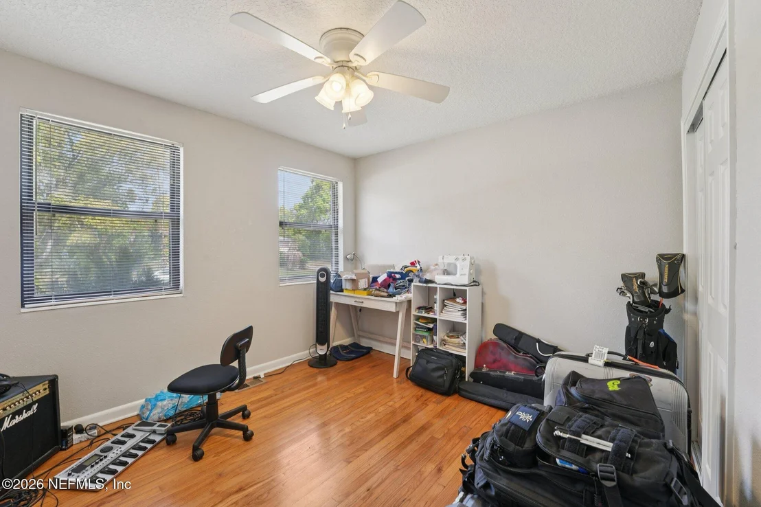 Photo of 5112 OAKSIDE Drive