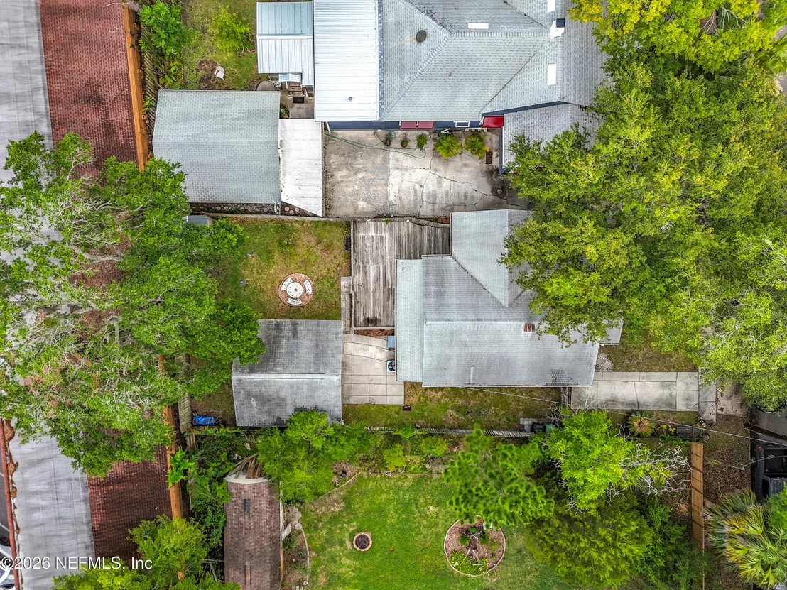 Photo of 17 BALLARD Avenue