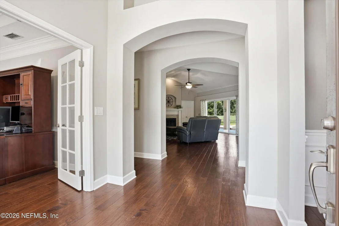 Photo of 4621 W SENECA Drive