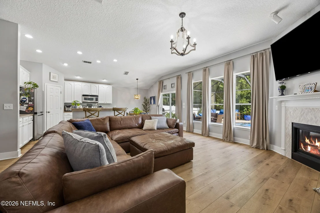 Photo of 757 FLOWERS Street