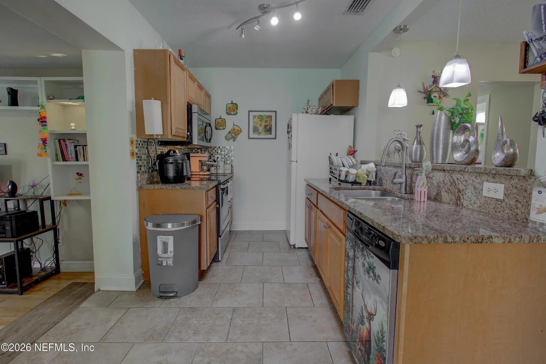 Photo of 6232 SPRING FOREST Circle