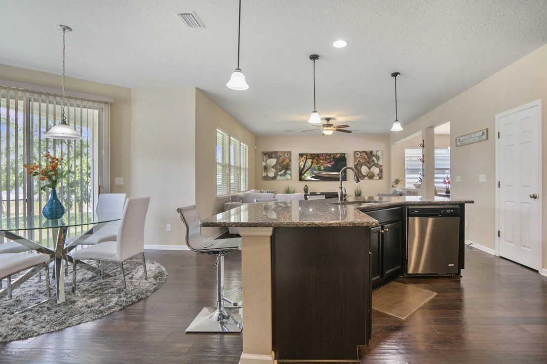 Photo of 15898 HUTTON Lane