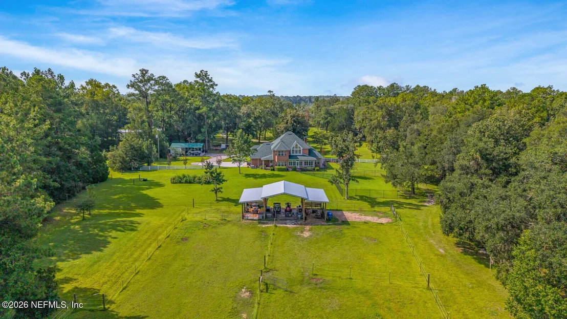 Photo of 46171 SAULS Road