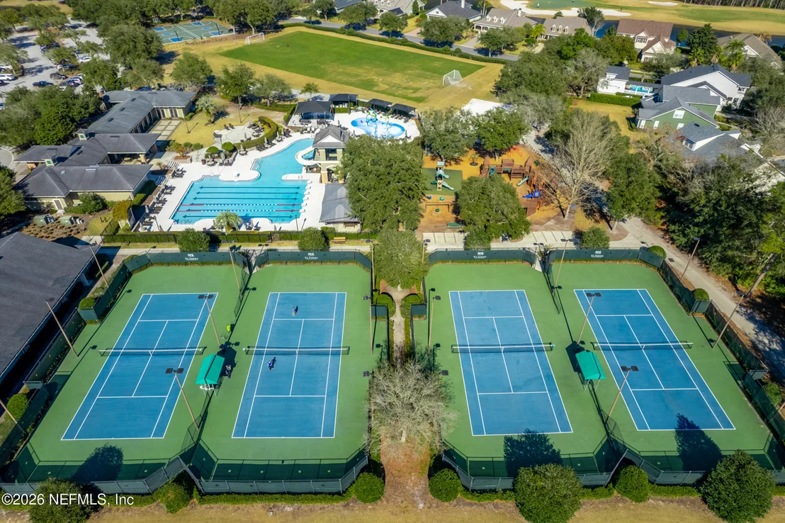 Photo of 907 BROOKHAVEN Drive