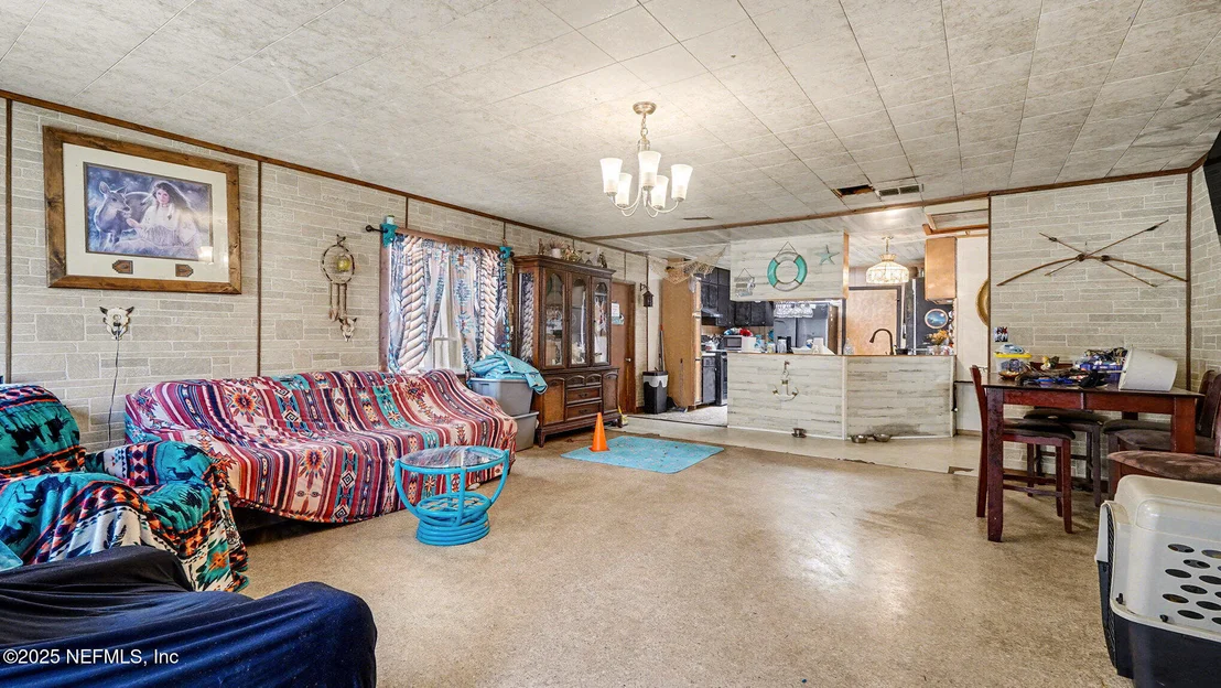 Photo of 130 LAKEVIEW Way