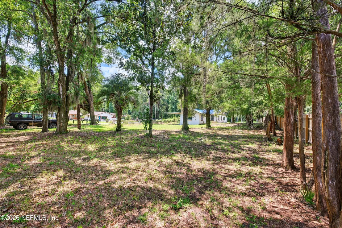 Photo of 9248 RIDGE Boulevard