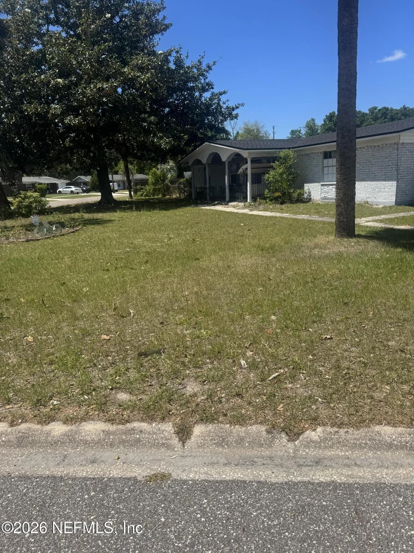 Photo of 1031 PLAYER Road