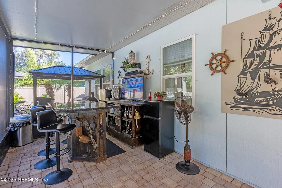 Photo of 112 PLAZA DEL RIO Drive