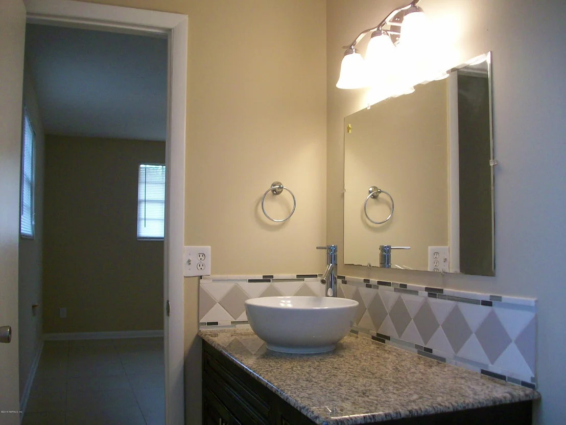 Photo of 1262 ARBOR Circle