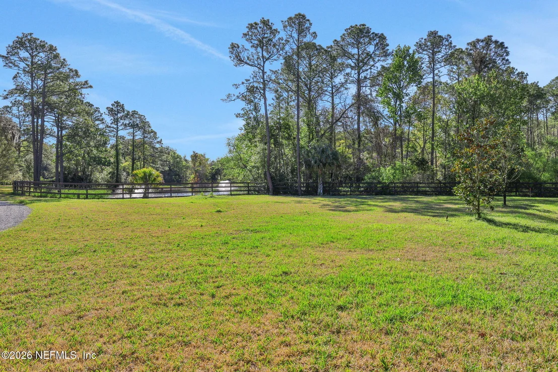 Photo of 532 MOONSHINE Drive