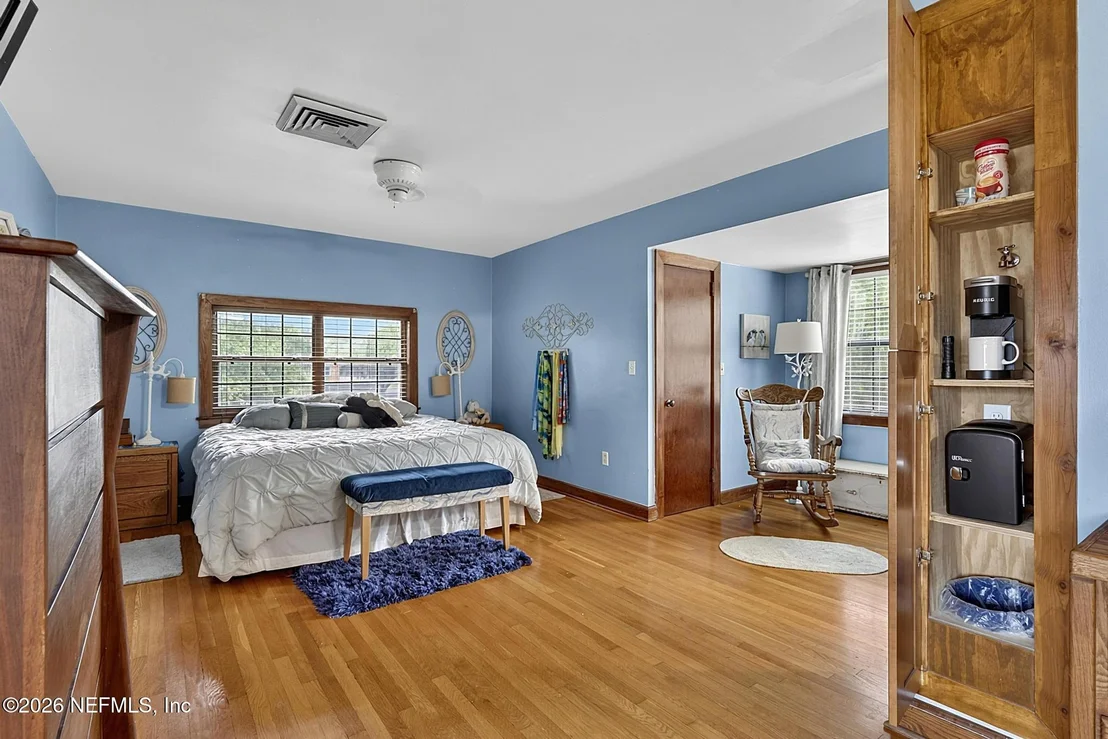 Photo of 1375 CEDAR BAY Road