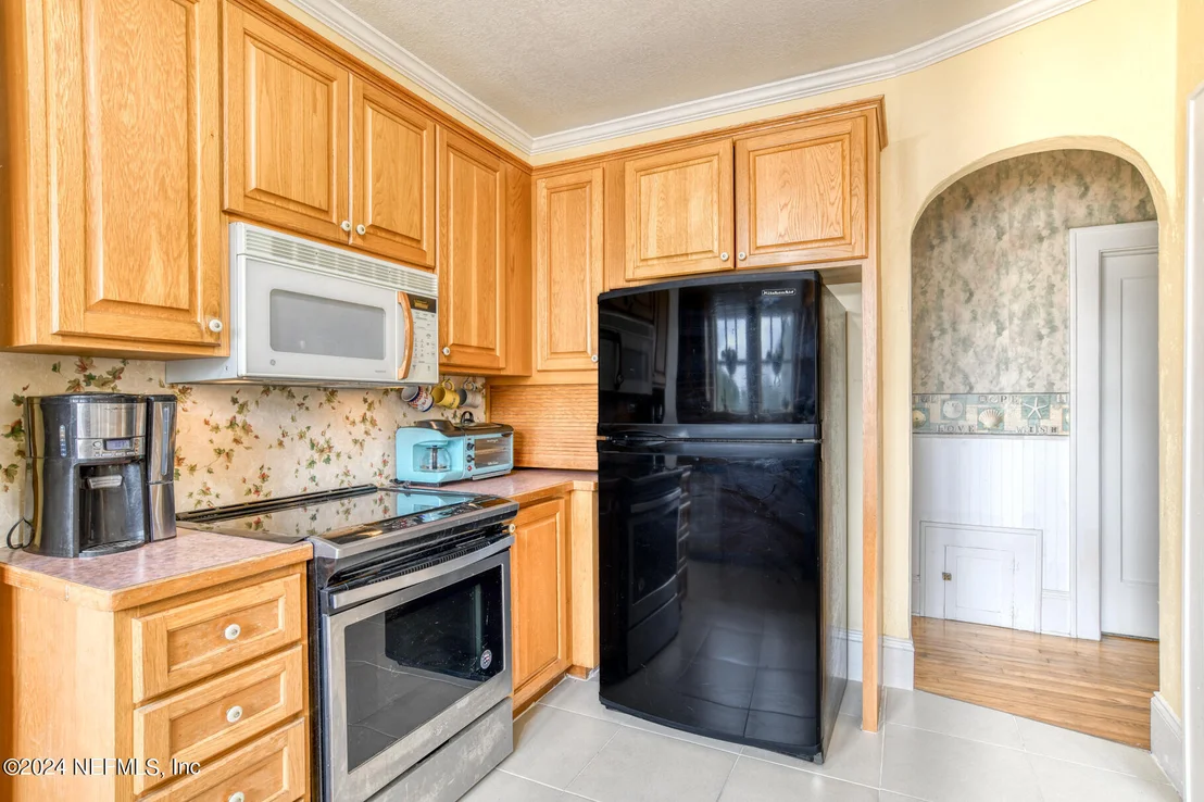 Photo of 903 TALBOT Avenue