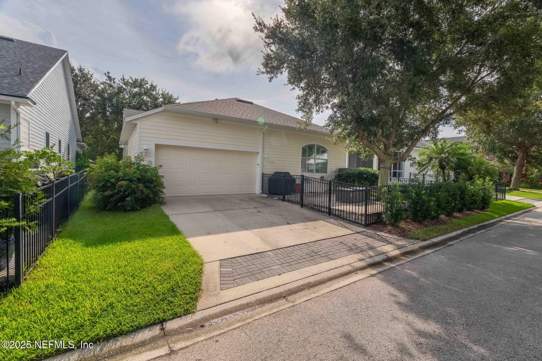 Photo of 1169 OVERDALE Road