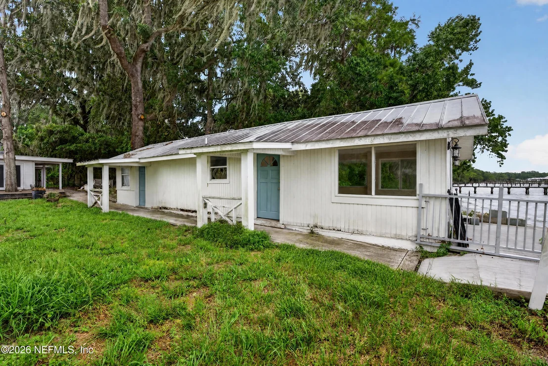 Photo of 7905 COLEE COVE Road