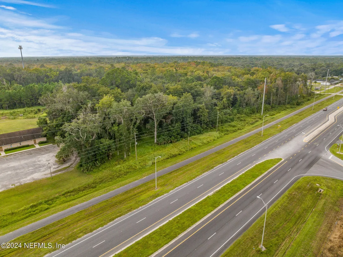 Photo of 694 S HIGHWAY 17