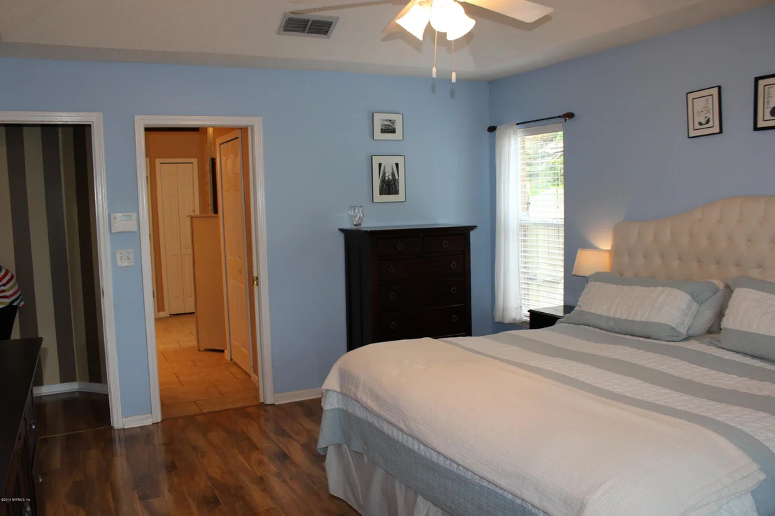 Photo of 408 CRESCENT POND