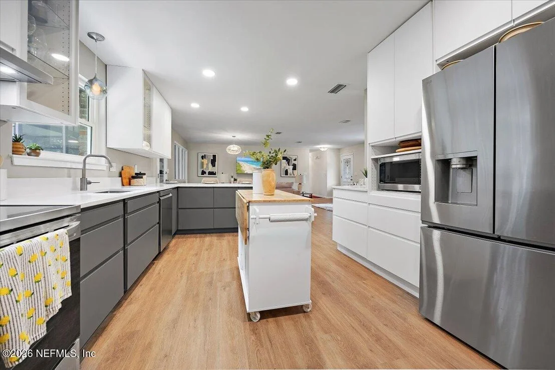 Photo of 17222 EAGLE BEND Boulevard
