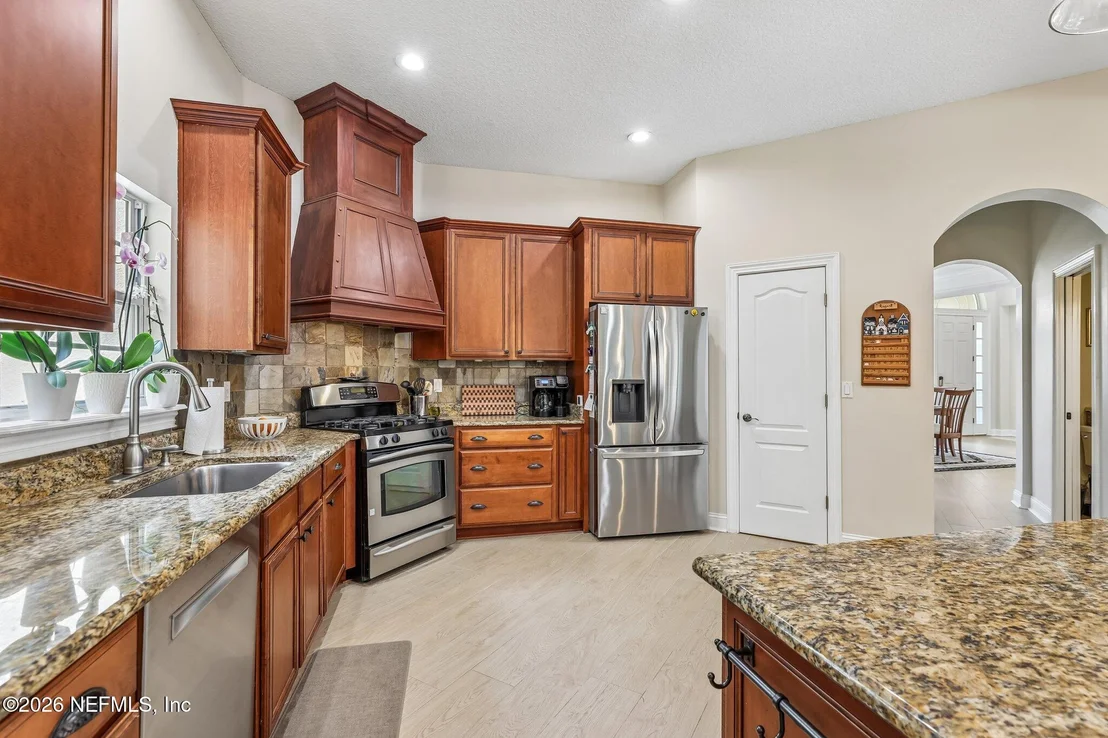 Photo of 2708 SHADE TREE Drive