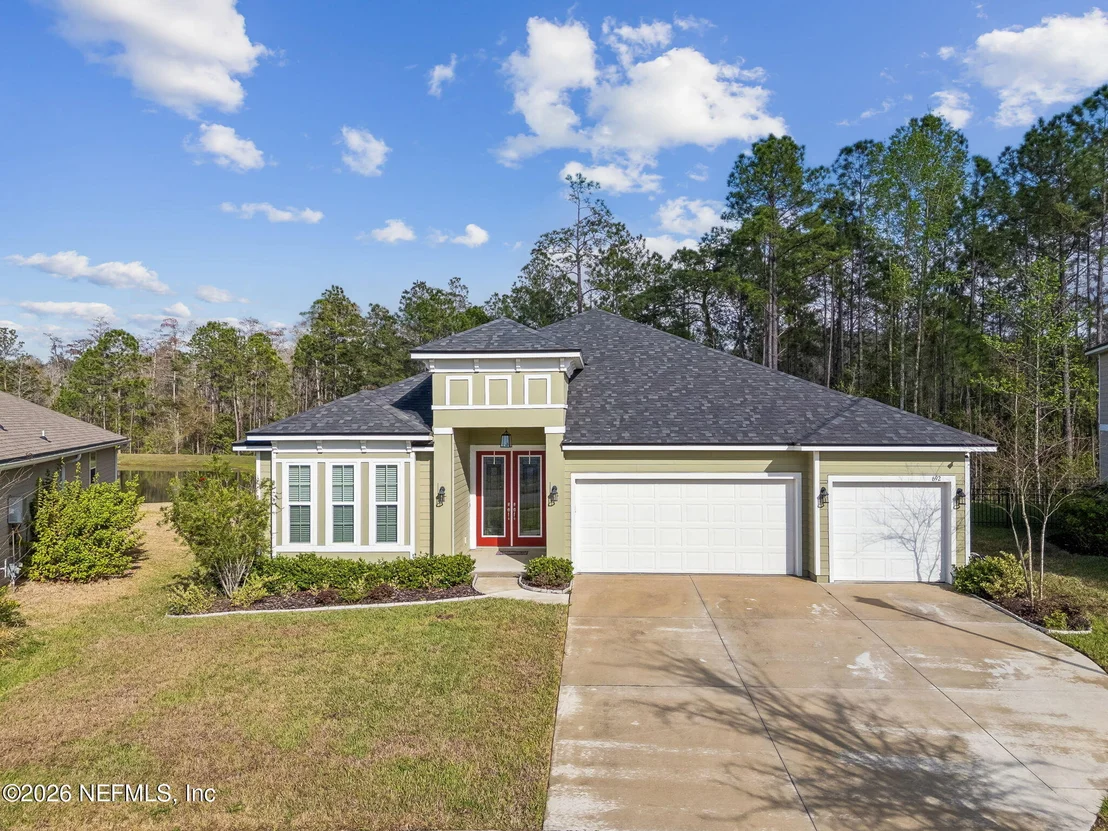 Photo of 692 SYCAMORE Way