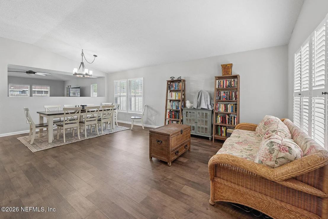Photo of 76097 TIDEVIEW Lane