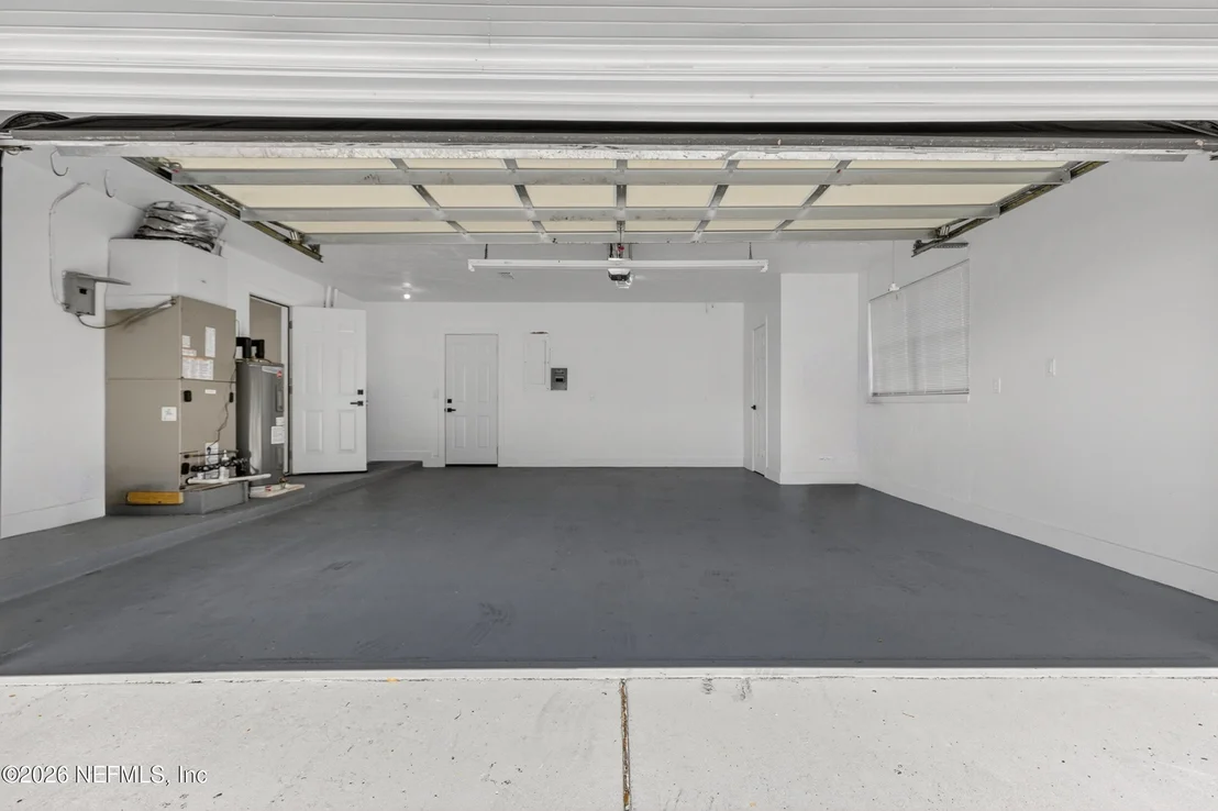 Photo of 1407 GRANDVIEW Drive