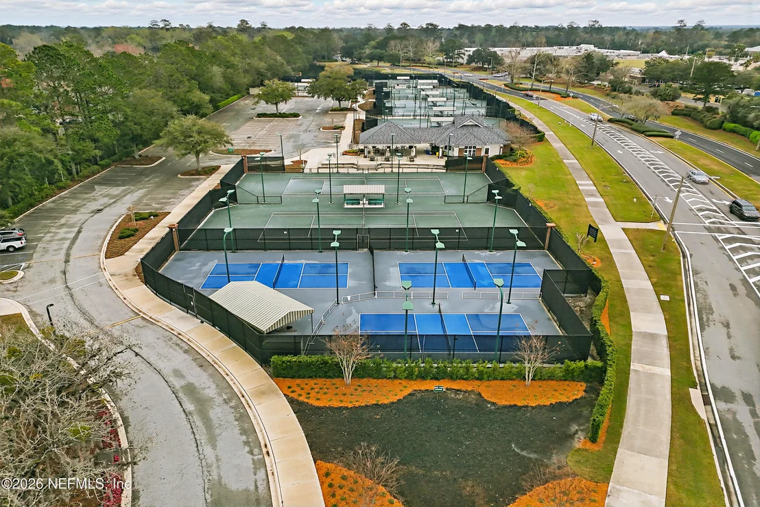 Photo of 1843 COMMODORE POINT Drive