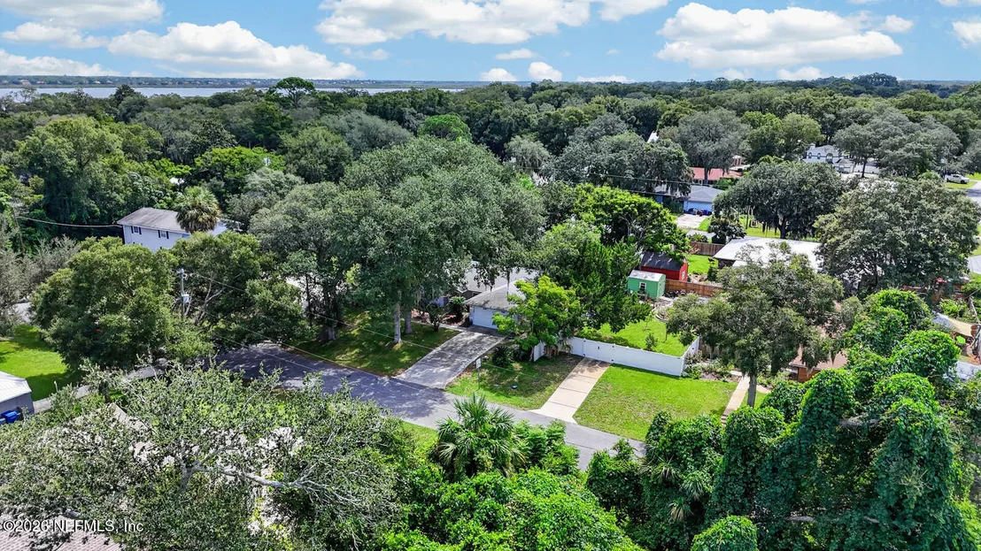 Photo of 108 MOHEGAN Road