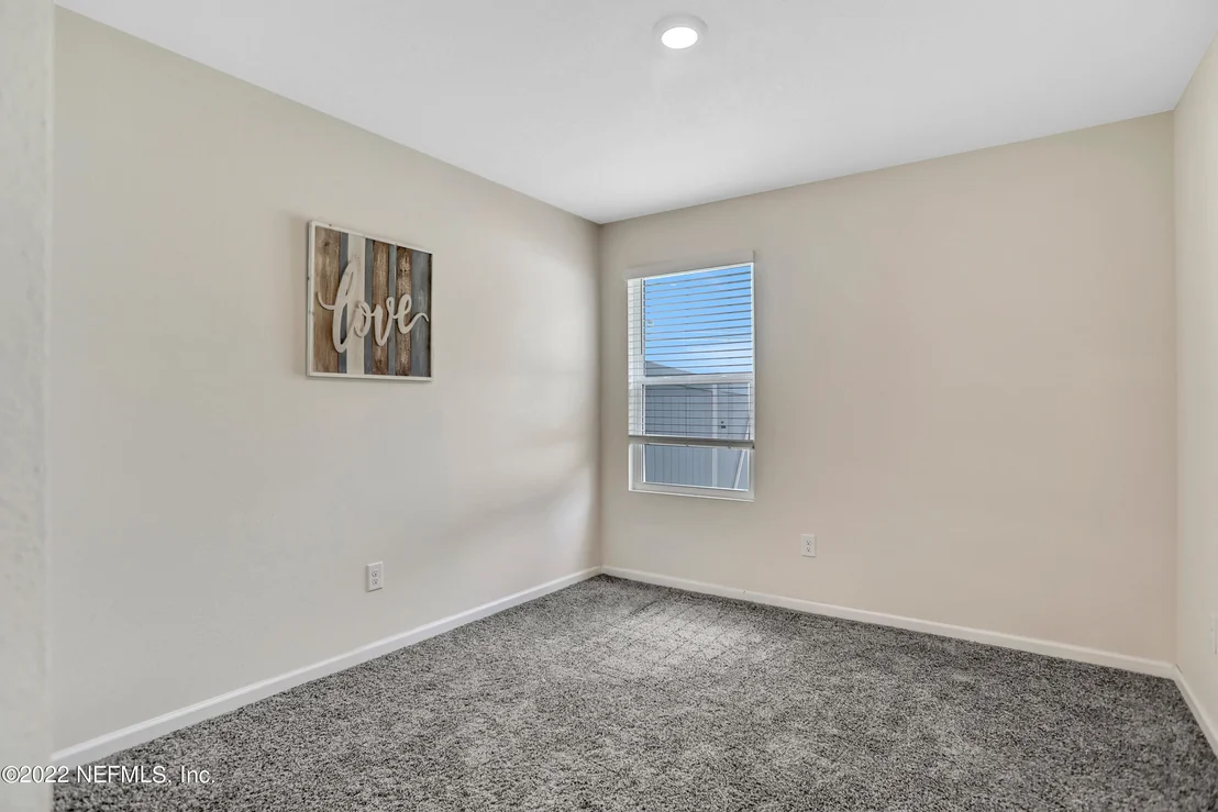 Photo of 400 CAMINHA Road