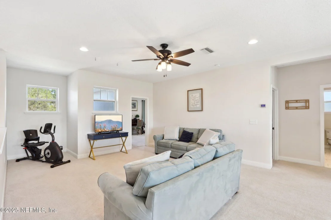 Photo of 212 CORNWALL Drive
