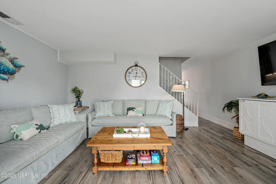 Photo of Unit 6A at 405 FLAGLER Boulevard