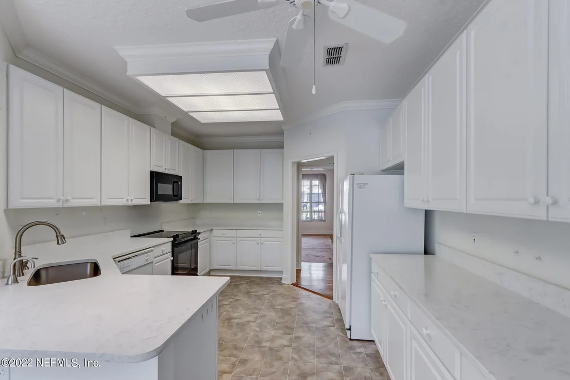 Photo of 13862 SILKVINE Lane