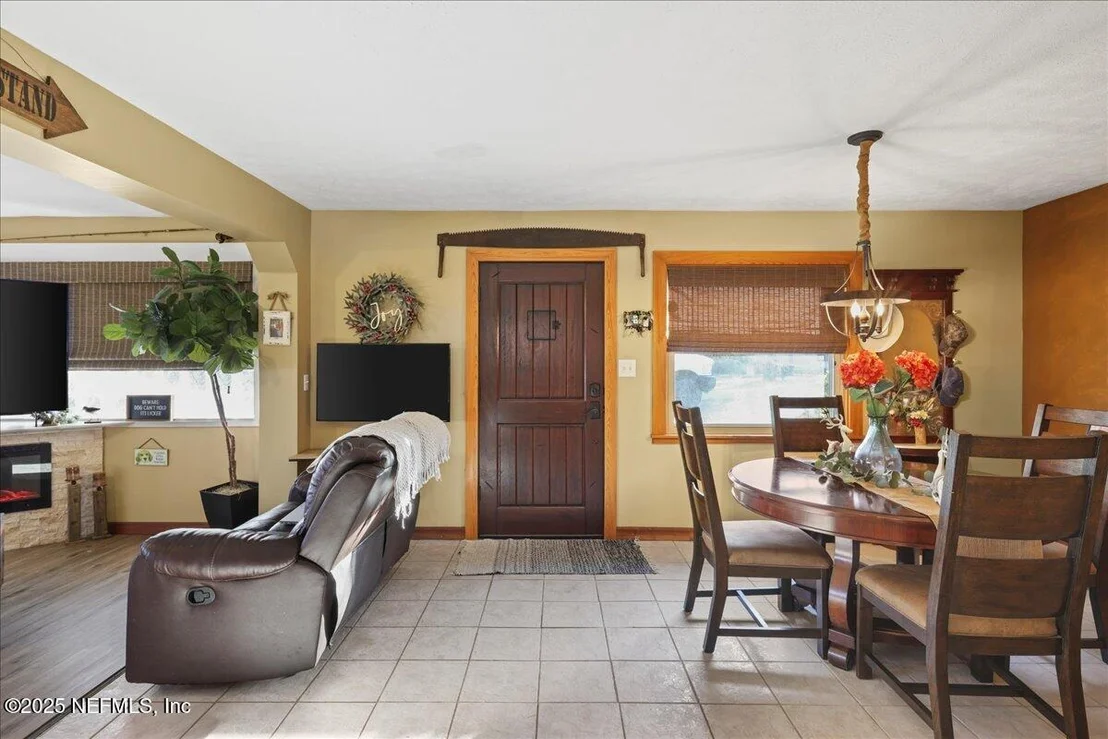 Photo of 188 PALM Drive