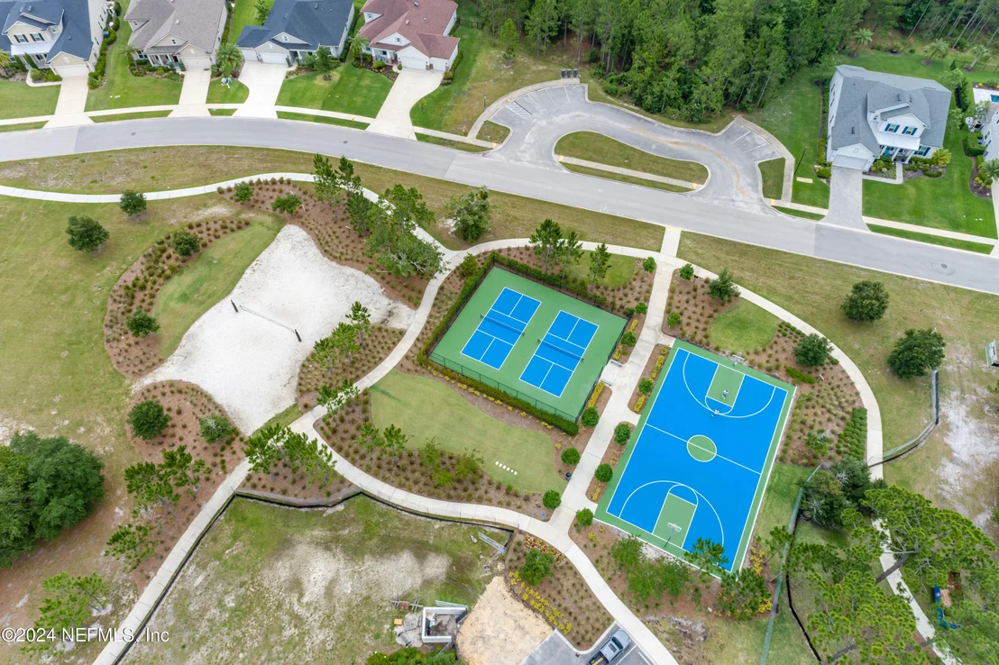 Photo of 775 FARMFIELD Drive